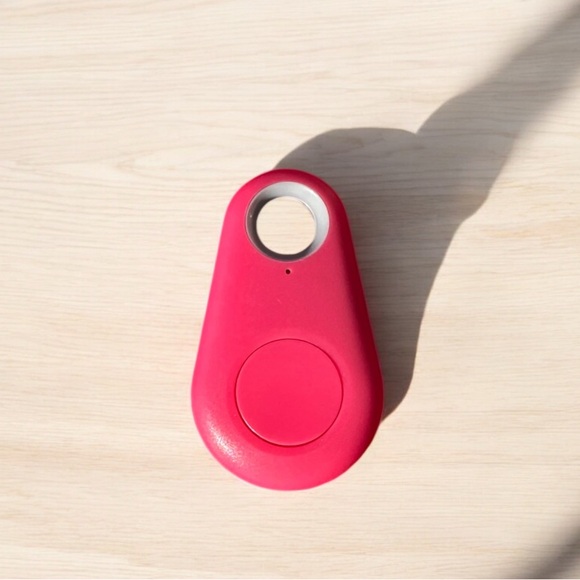 1pc New Smart Key Finder Pink Locator Mini For Pet Child Keys Wireless - Picture 1 of 12